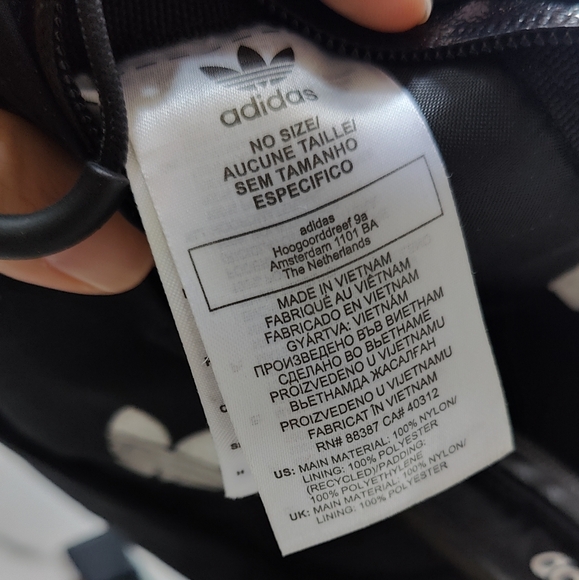 Adidas Unisex Black Large Size Fannypack - Picture 2 of 10